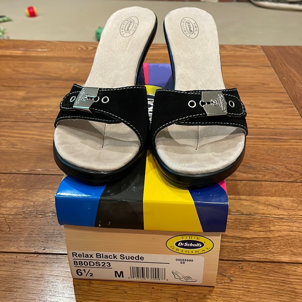 Dr. Scholl’s black suede wedges